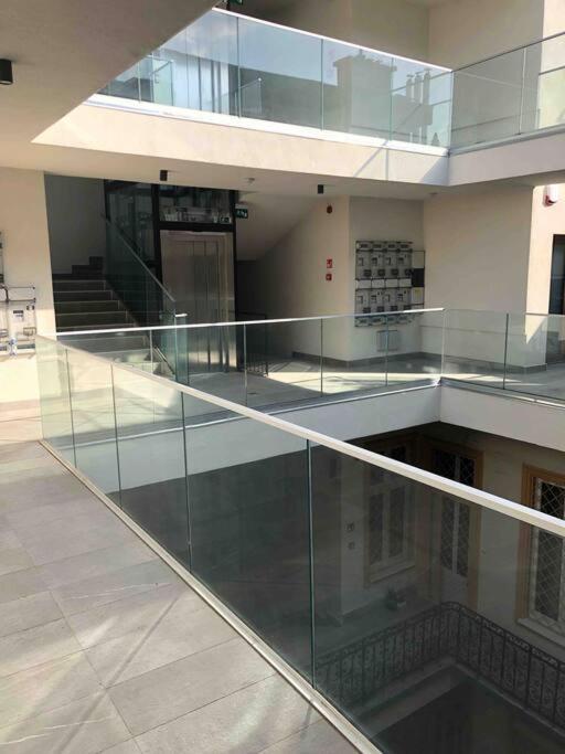 Luxury Cozy 2 Bdr Downtown Apt.7 Budapest Exterior photo